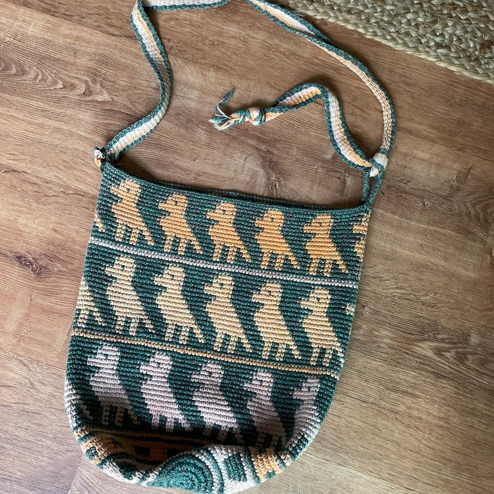 Woven Knit Animal Purse